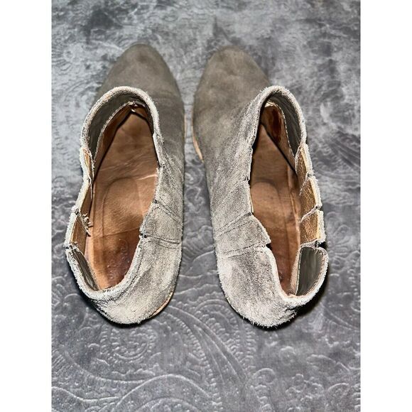 Joie Barlow Suede Taupe Block Heel Chelsea Boots Bootie, size 6.5 - Picture 3 of 7